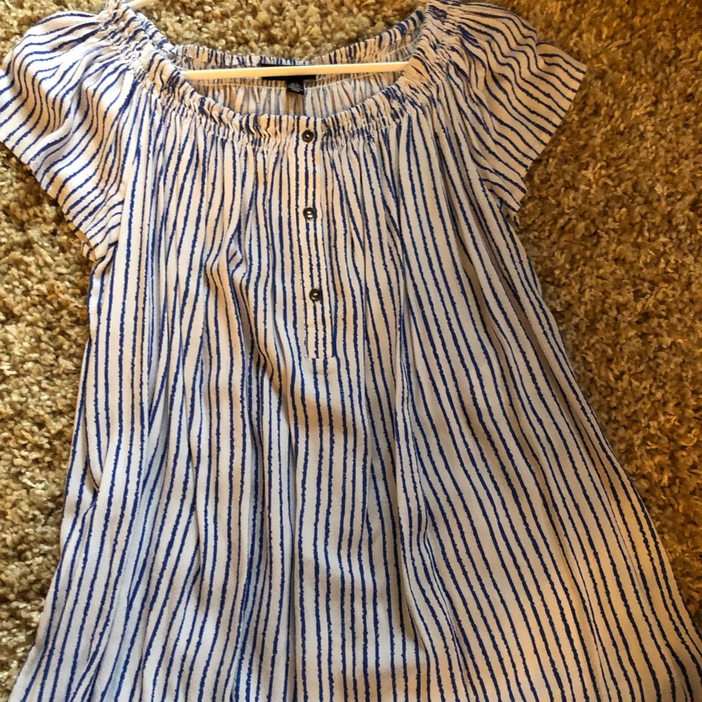 Kenneth Cole off the shoulder top in blue